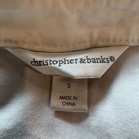 Women's White Button-Up Jacket - Picture 6 of 9